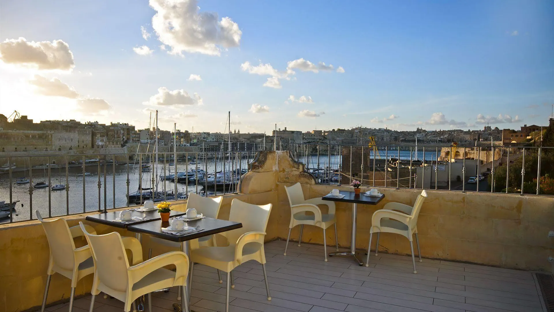 波尔图德里奥别墅酒店 Kalkara 4*,  马耳他